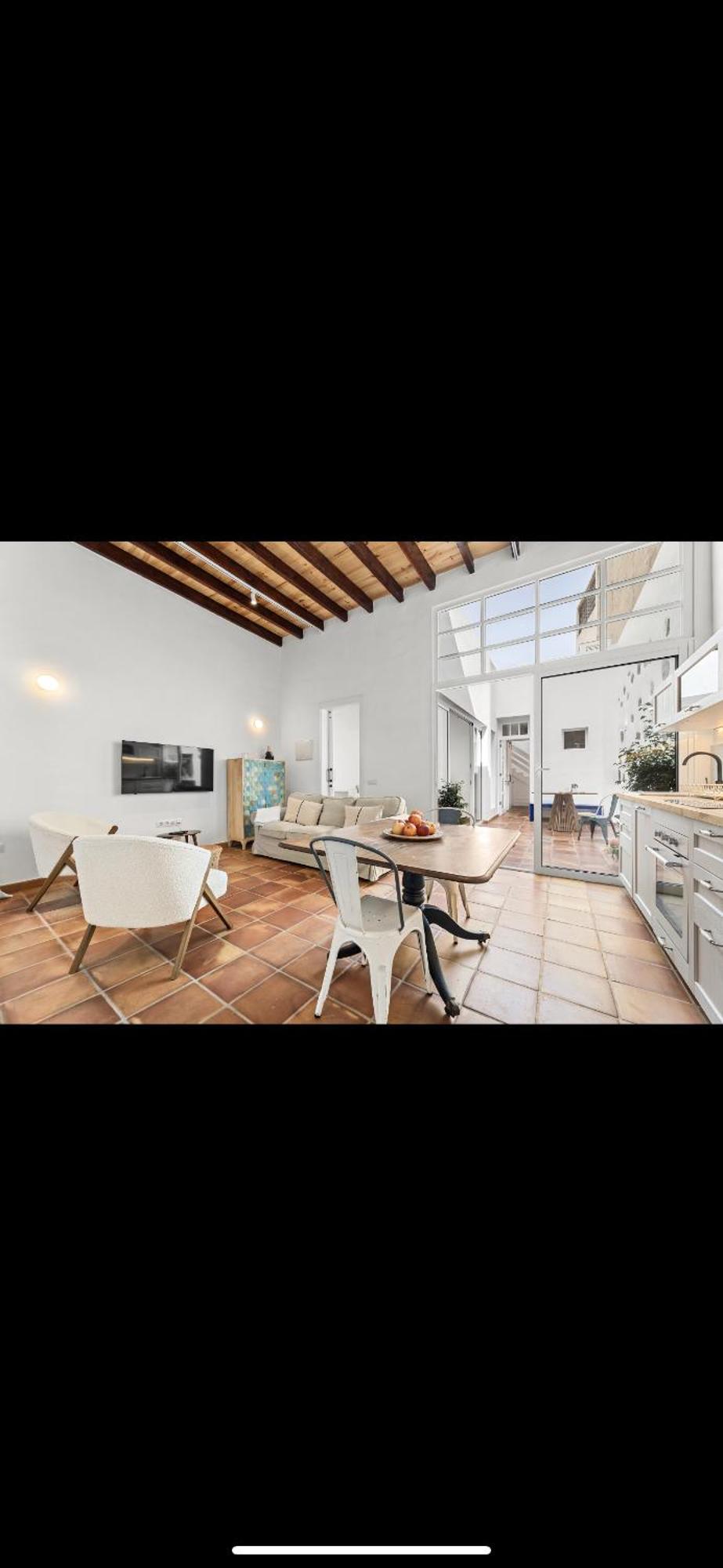 Luxury House Grand Central อาร์เรซิเฟ ภายนอก รูปภาพ
