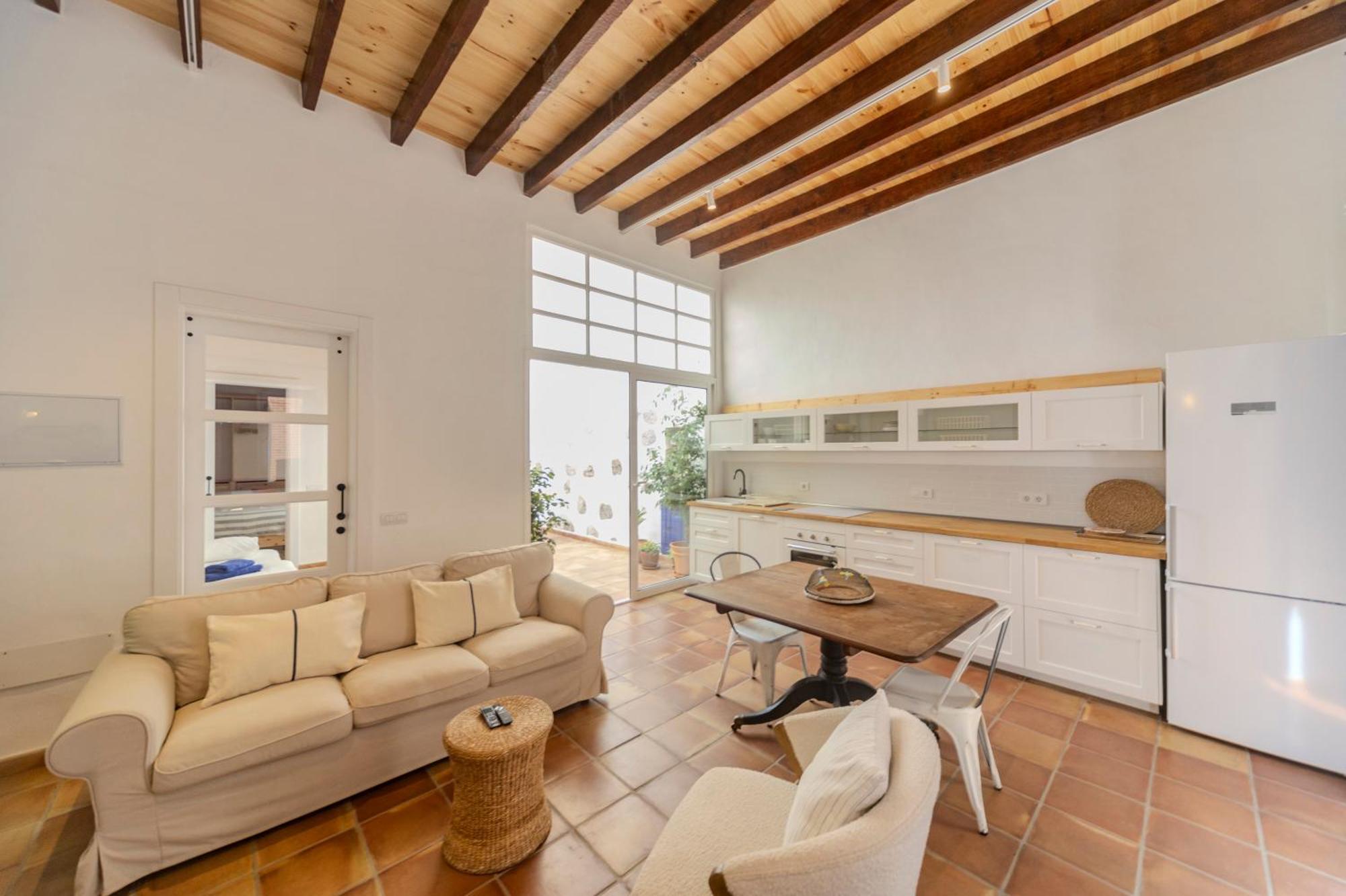 Luxury House Grand Central อาร์เรซิเฟ ภายนอก รูปภาพ